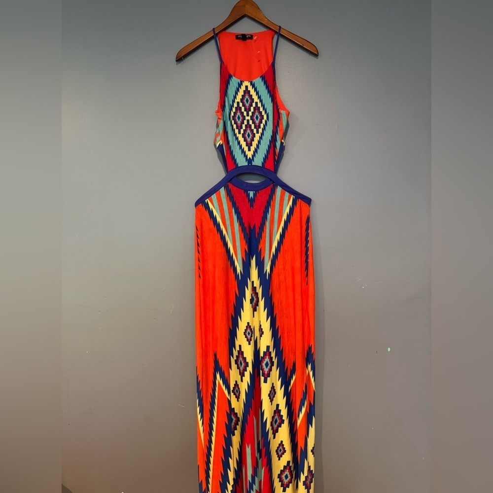 Fashion‎ Nova Vibrant Patterned Maxi Dress - Picture 3 of 9